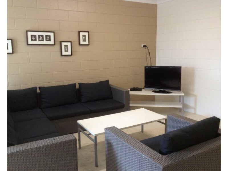 3/21 Porter Promenade, Mission Beach QLD 4852