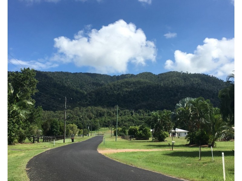 65 Merryburn Drive, Merryburn QLD 4854