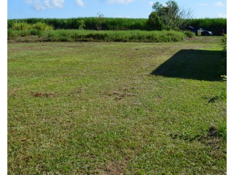 7 Mary Street, Silkwood QLD 4856