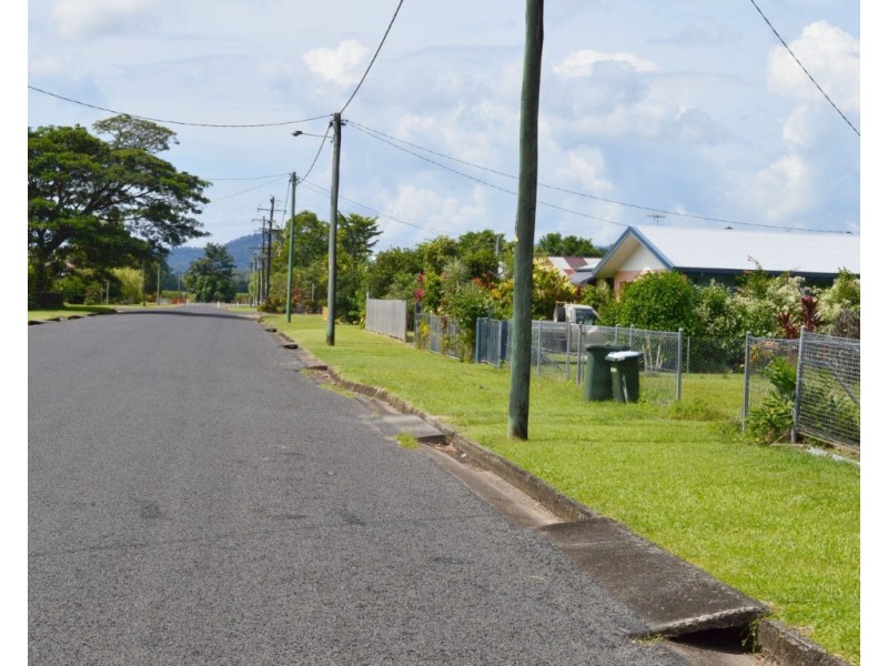 6 Ryrie Street, El Arish QLD 4855