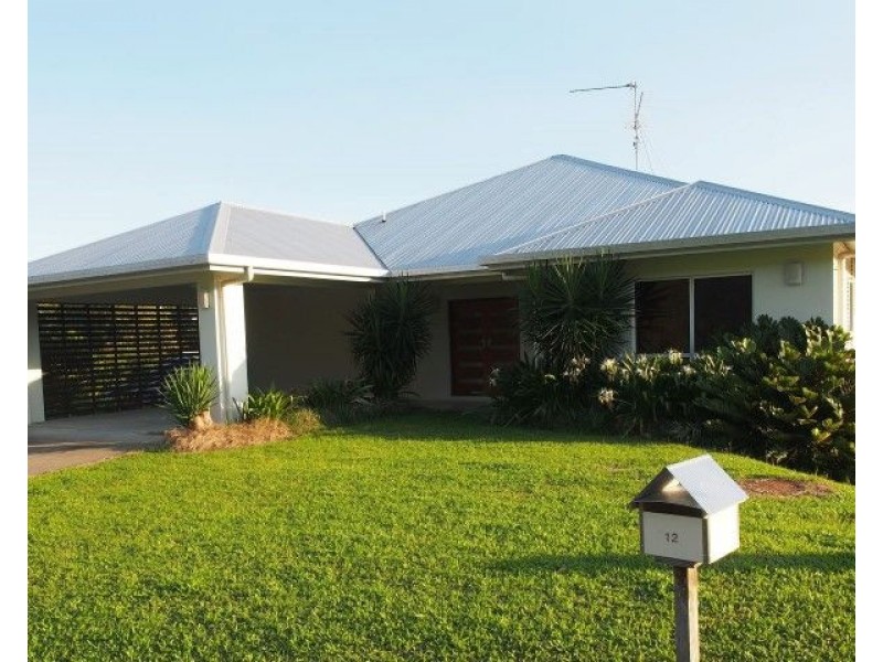 12 The Boulevard, South Mission QLD 4852