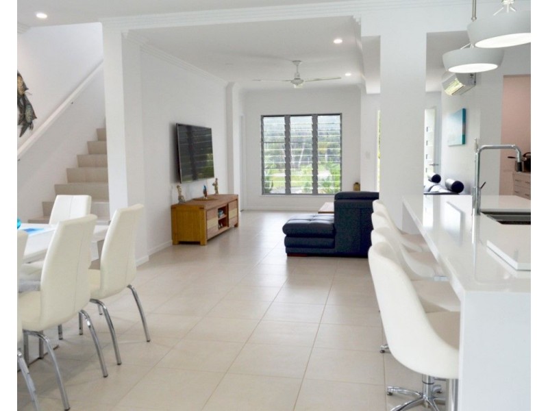 29 Cutten Street, Bingil Bay QLD 4852