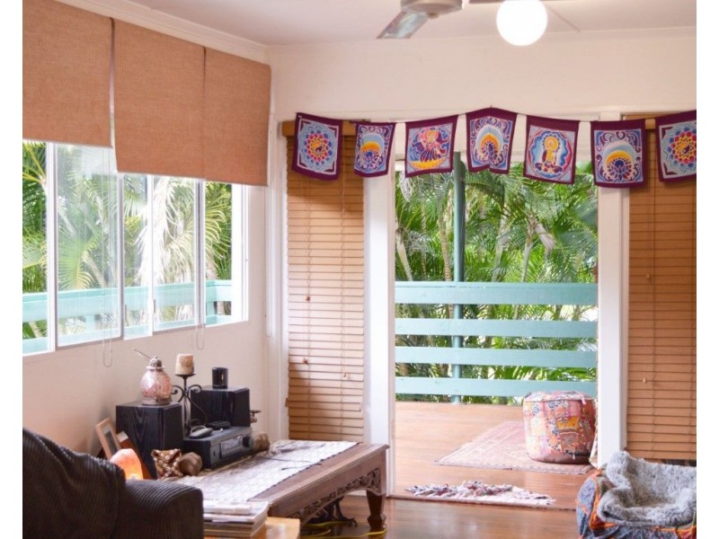 24 Pioneer Street, Bingil Bay QLD 4852