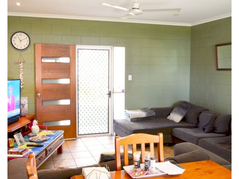 28 Cutten Street, Bingil Bay QLD 4852