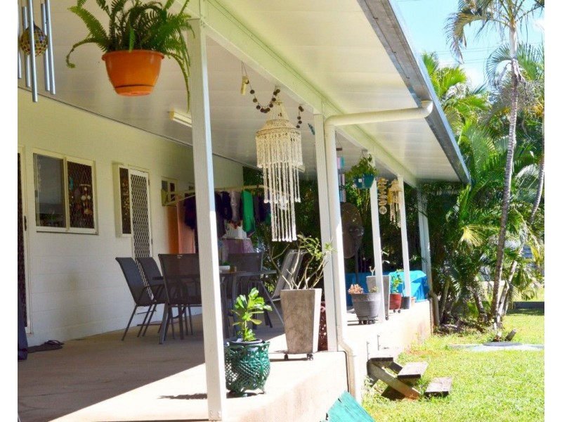 28 Cutten Street, Bingil Bay QLD 4852