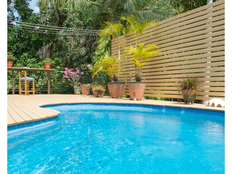 1 & 2/35 Reid Road, Wongaling Beach QLD 4852