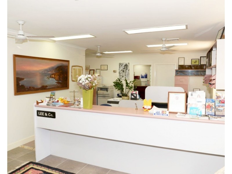 1 & 2/35 Reid Road, Wongaling Beach QLD 4852