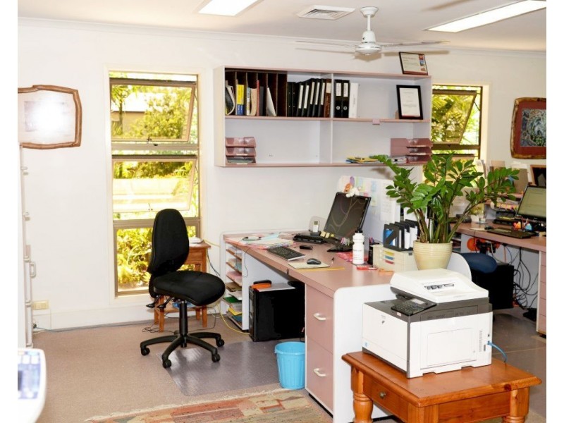 1 & 2/35 Reid Road, Wongaling Beach QLD 4852