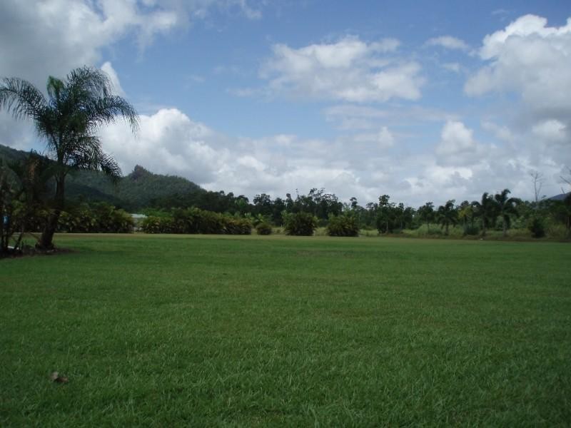 Mission Beach QLD 4852