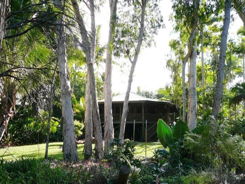 Mission Beach QLD 4852