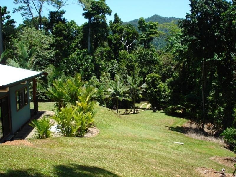 Mission Beach QLD 4852