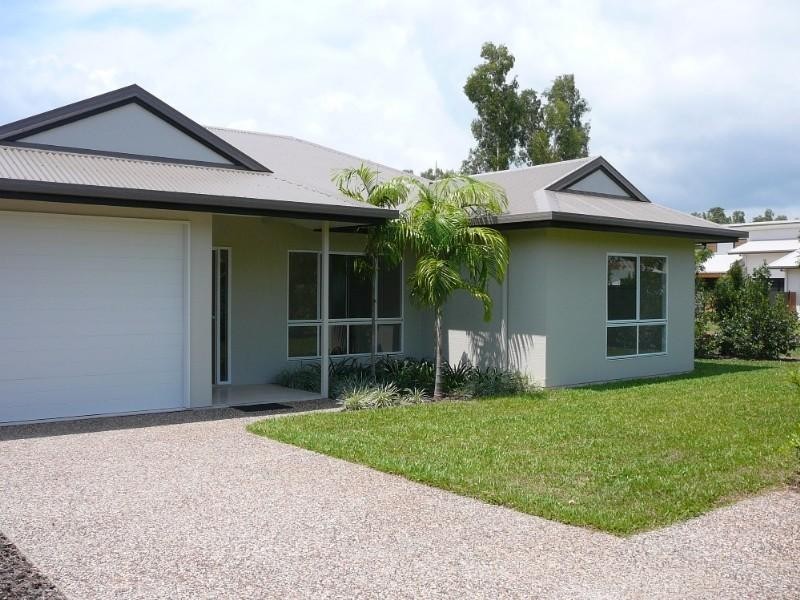 Mission Beach QLD 4852