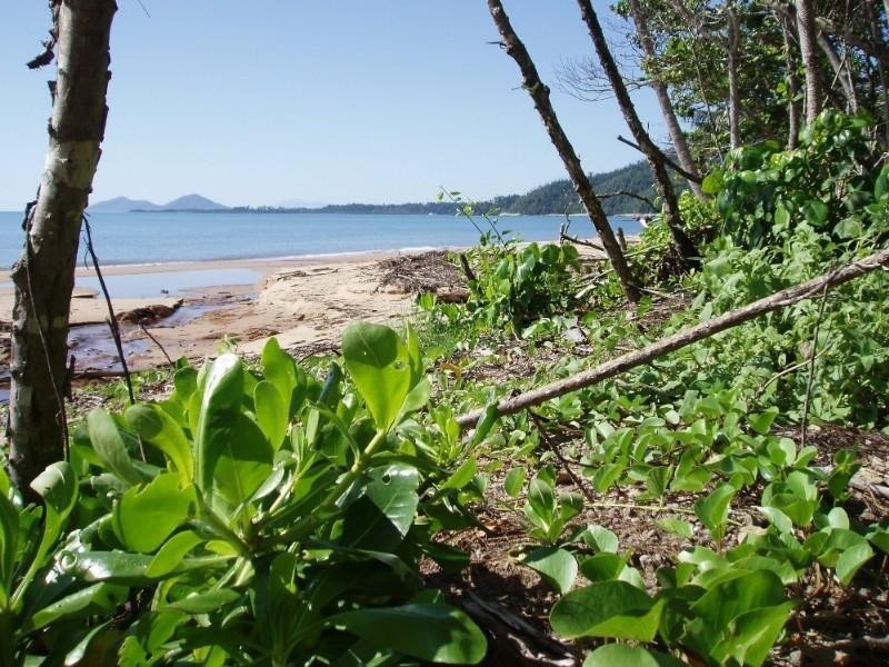 Garners Beach QLD 4852