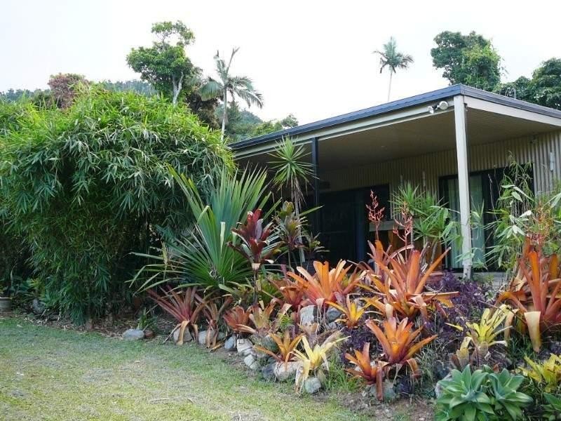 Mission Beach QLD 4852