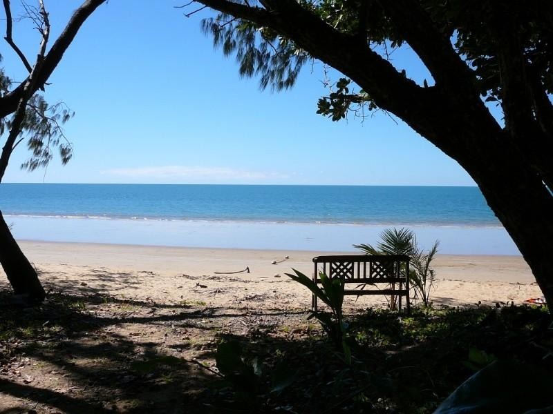 Mission Beach QLD 4852