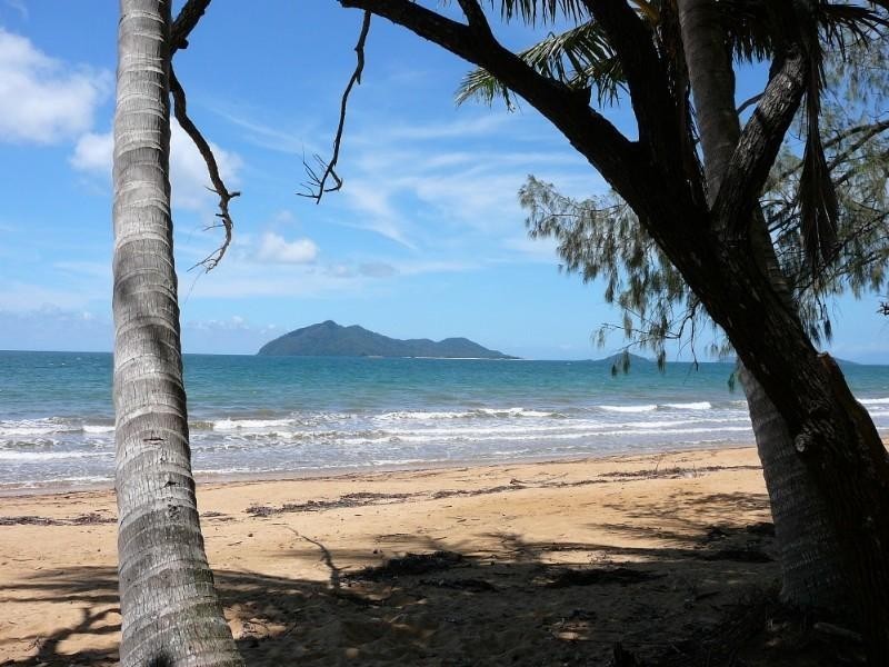 Mission Beach QLD 4852