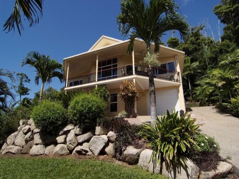 Mission Beach QLD 4852