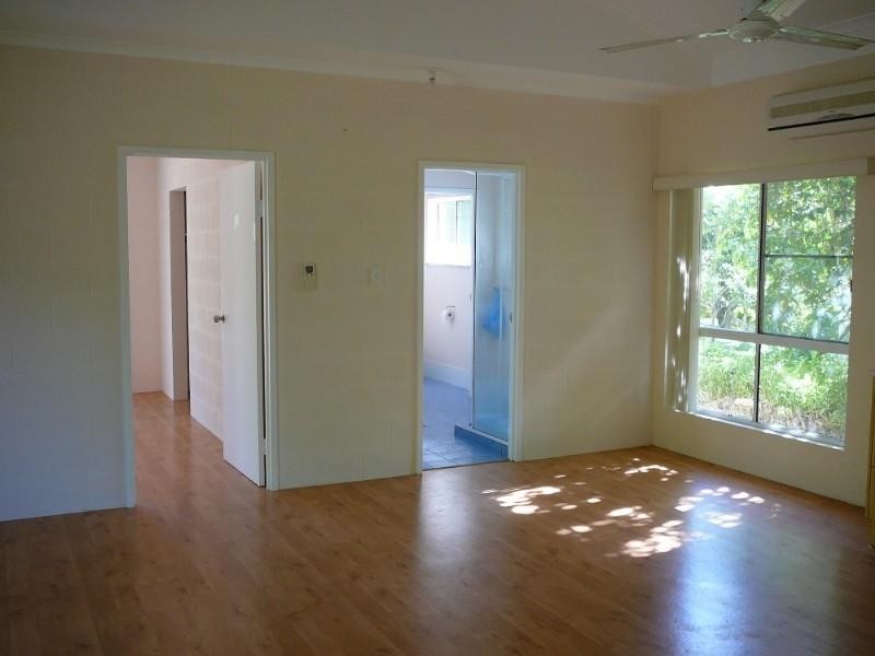 Mission Beach QLD 4852