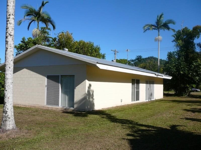 Mission Beach QLD 4852