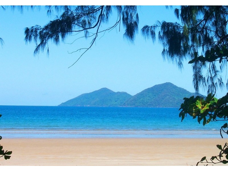 Mission Beach QLD 4852
