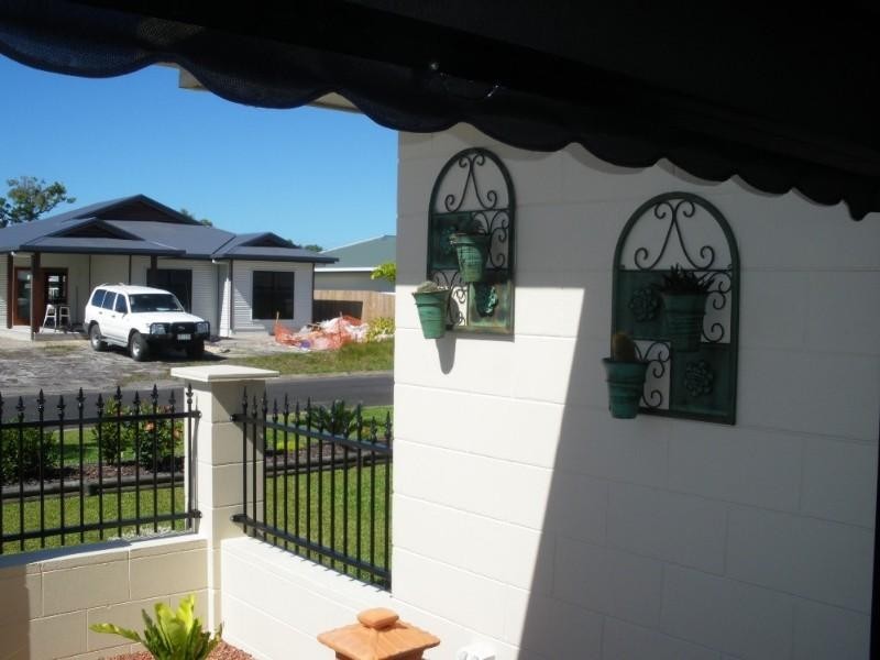 Mission Beach QLD 4852