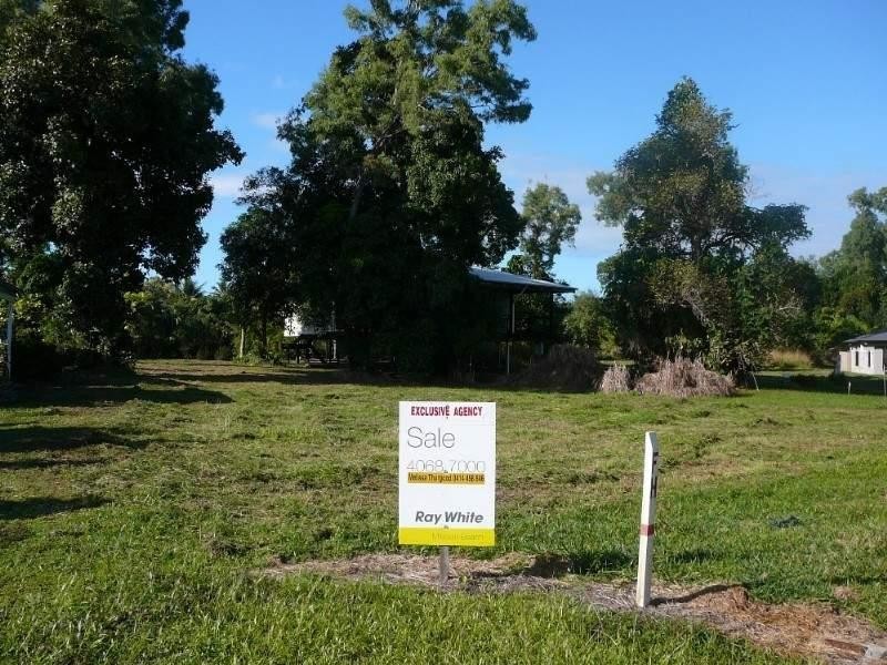 Mission Beach QLD 4852