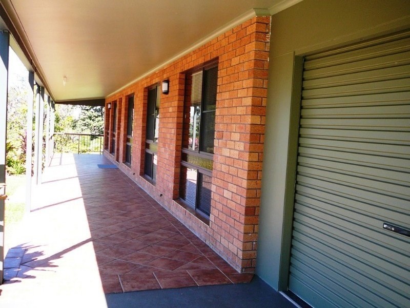 19 Bell Street, Tully QLD 4854