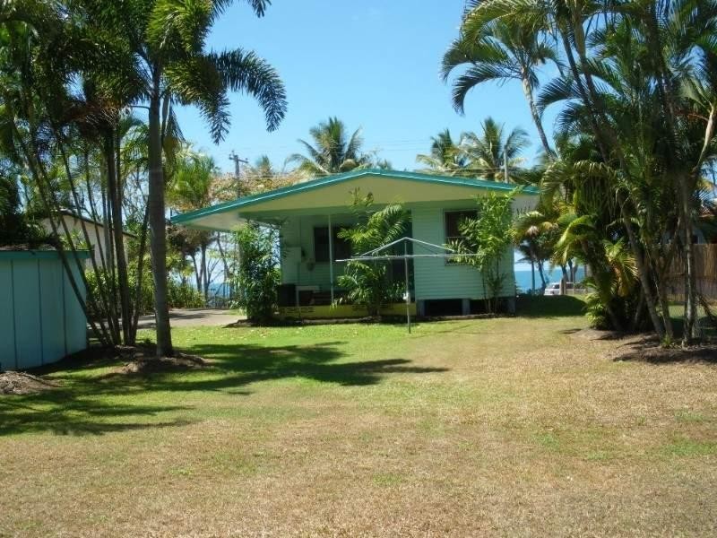 Wongaling Beach QLD 4852