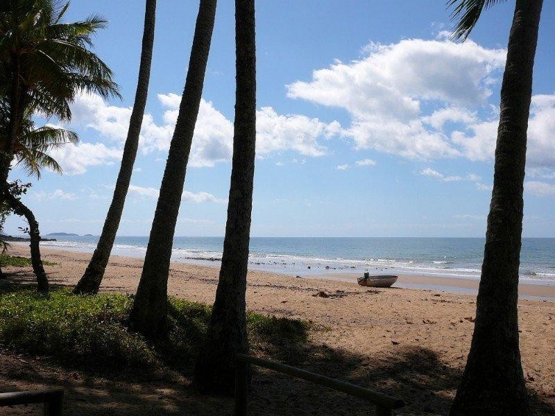 Mission Beach QLD 4852