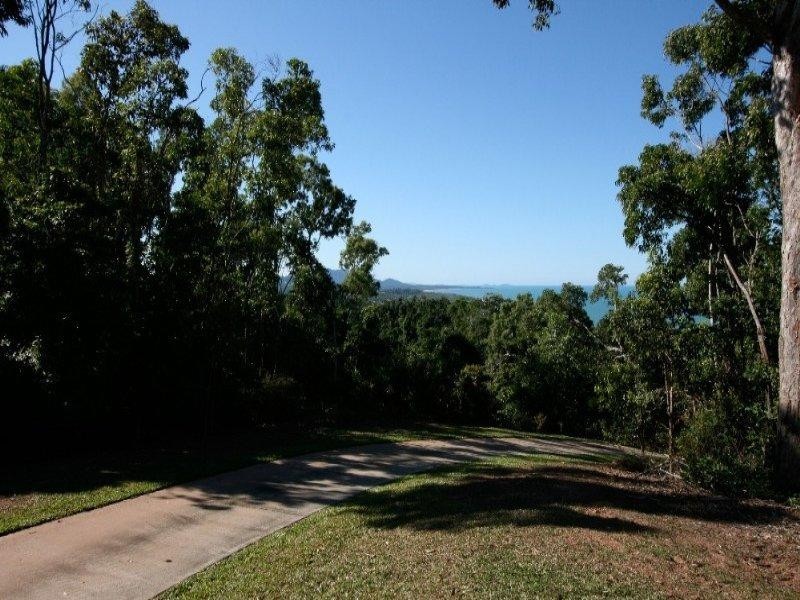 Mission Beach QLD 4852