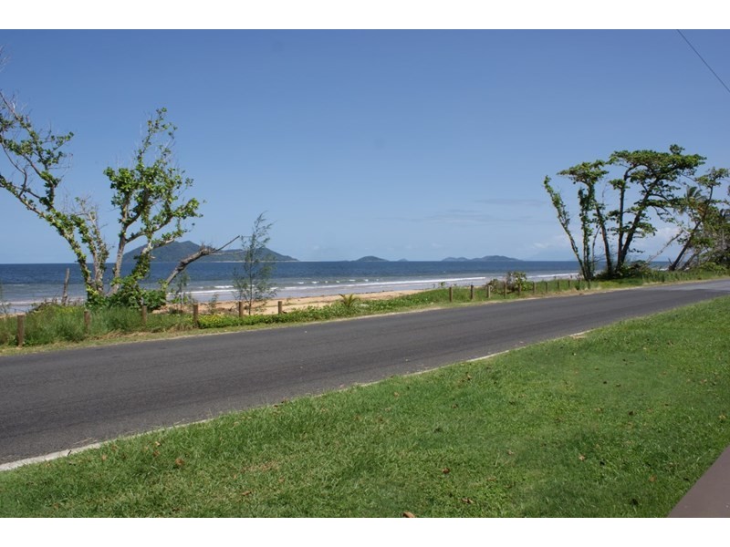 Wongaling Beach QLD 4852