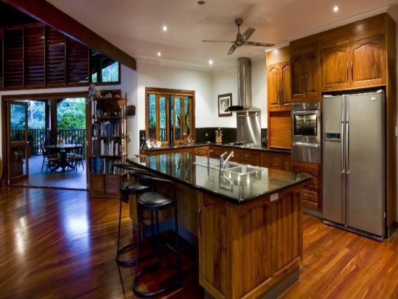 4 James Road, Mission Beach QLD 4852