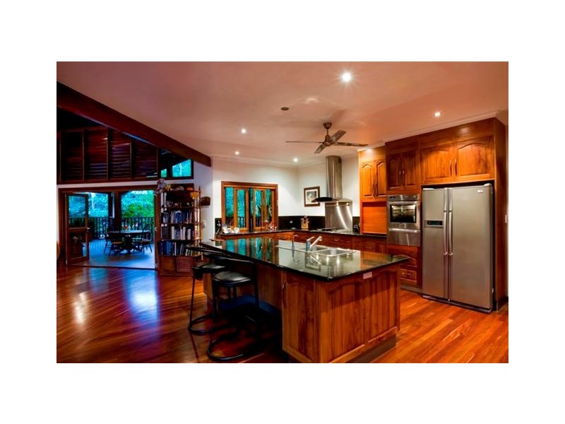 4 James Road, Mission Beach QLD 4852