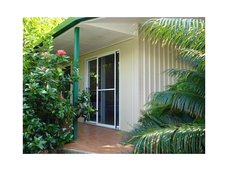4 James Road, Mission Beach QLD 4852
