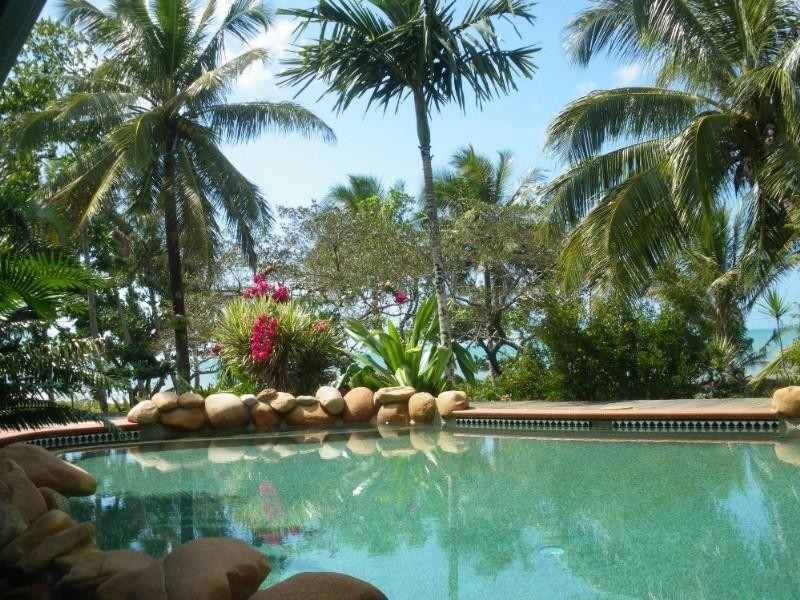 Mission Beach QLD 4852
