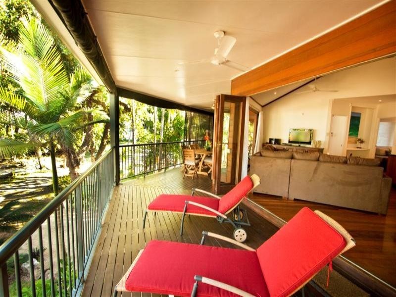 Mission Beach QLD 4852