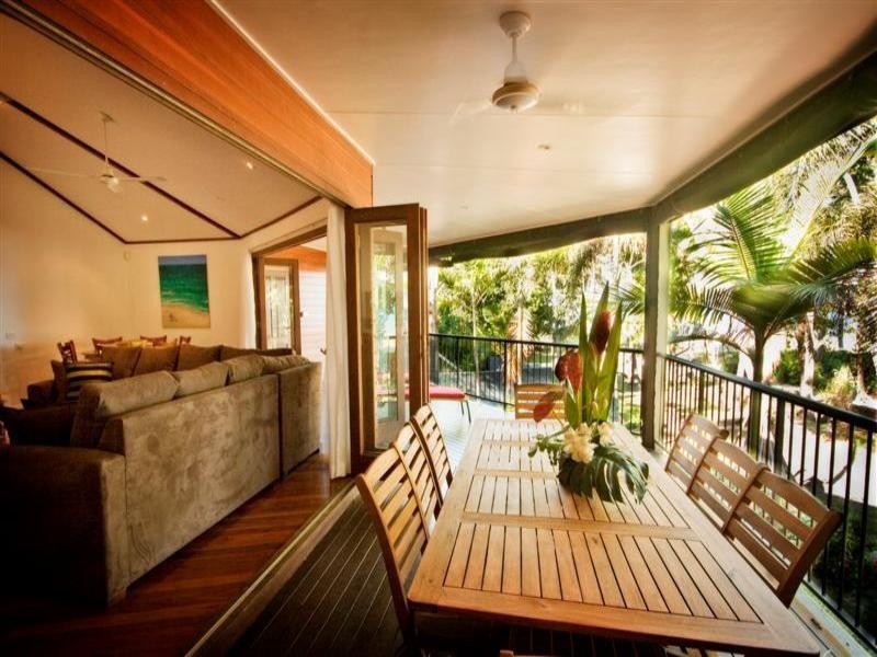 Mission Beach QLD 4852