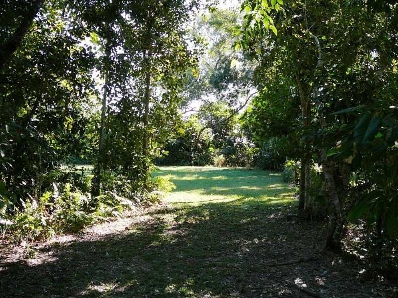 14 Wall Street, South Mission QLD 4852