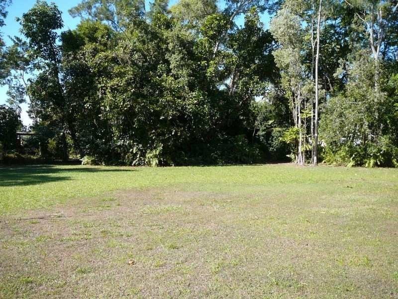 14 Wall Street, South Mission QLD 4852