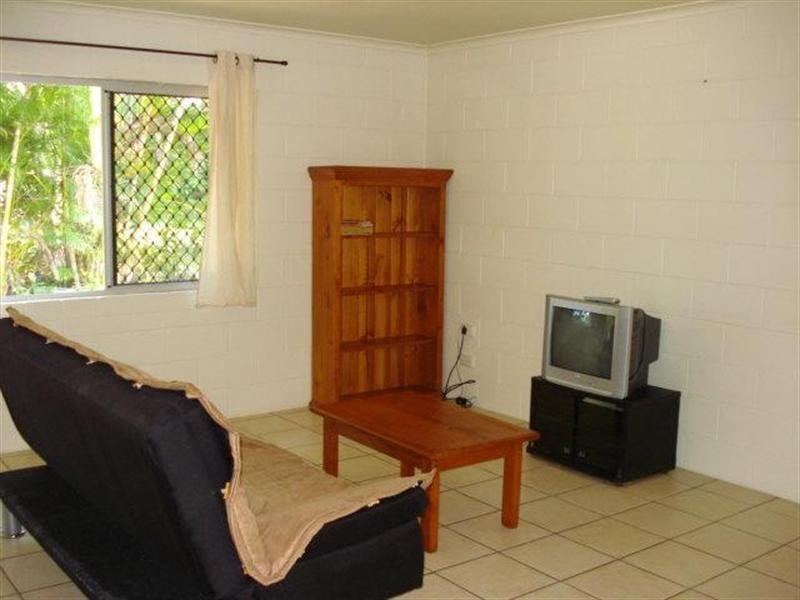 1/13 McNamara Street, Wongaling Beach QLD 4852