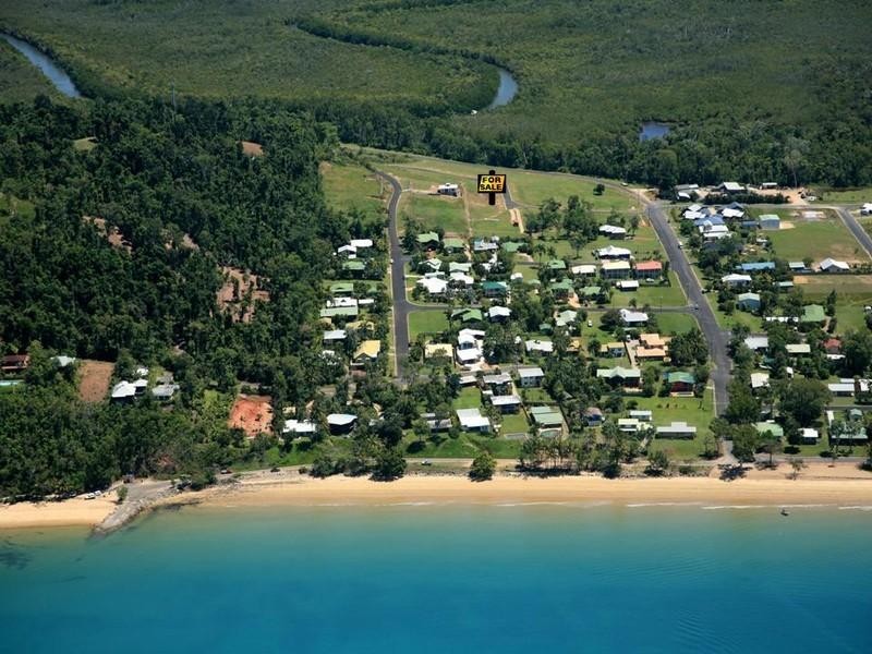 Mission Beach QLD 4852