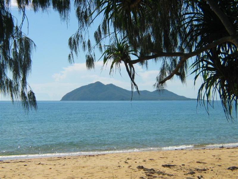 Mission Beach QLD 4852