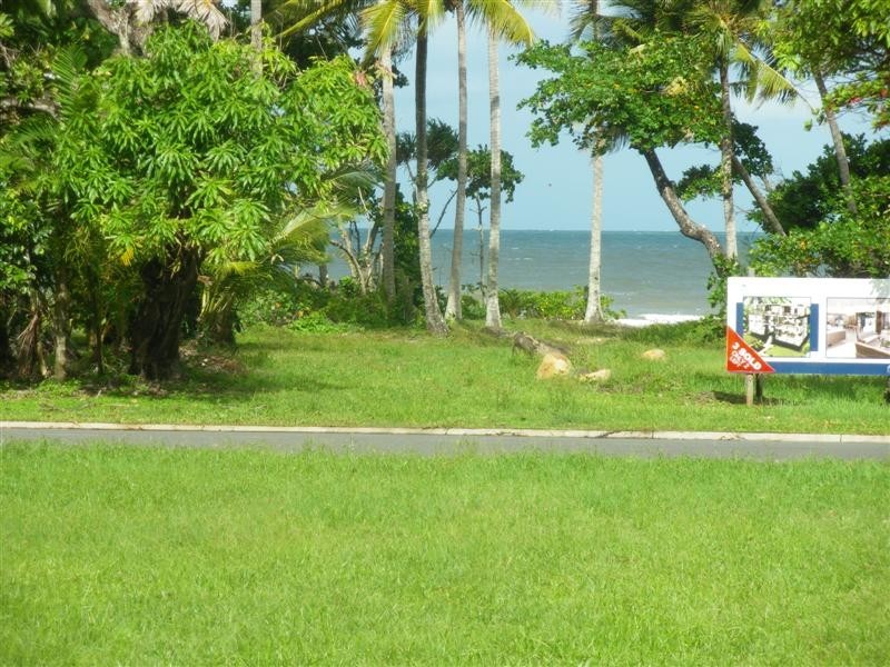 Mission Beach QLD 4852