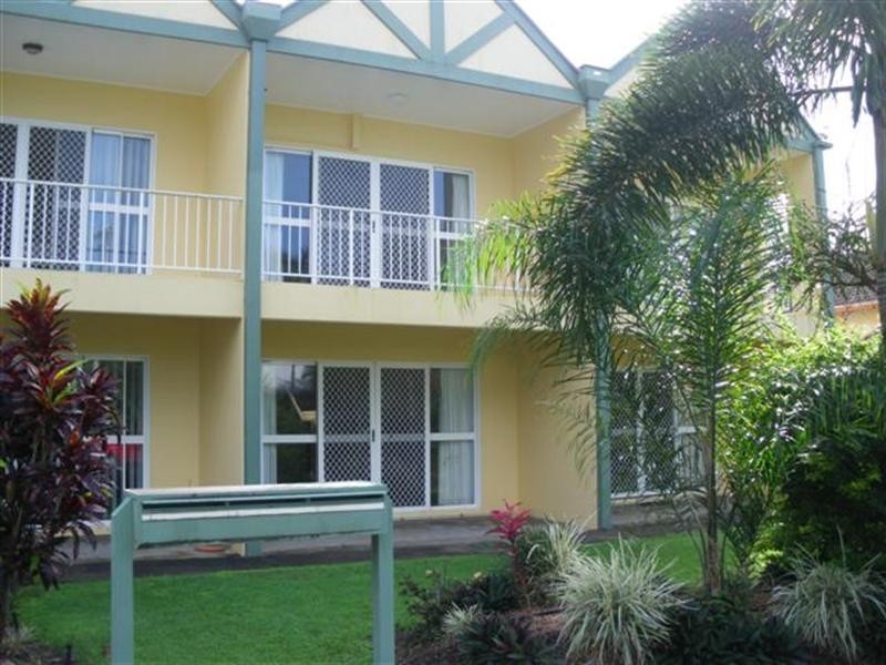 2/4 Hilliar Street, Mission Beach QLD 4852