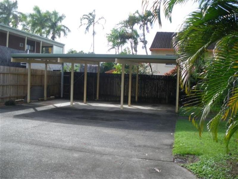 2/4 Hilliar Street, Mission Beach QLD 4852