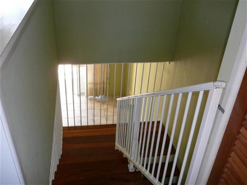 2/4 Hilliar Street, Mission Beach QLD 4852