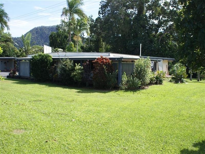 Mission Beach QLD 4852