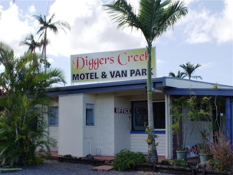 Mission Beach QLD 4852