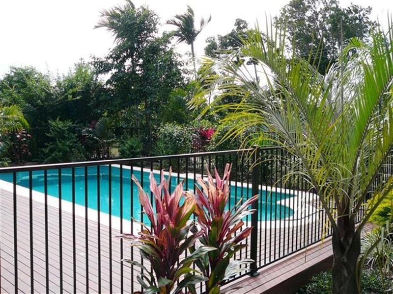 15 Pioneer Street, Mission Beach QLD 4852