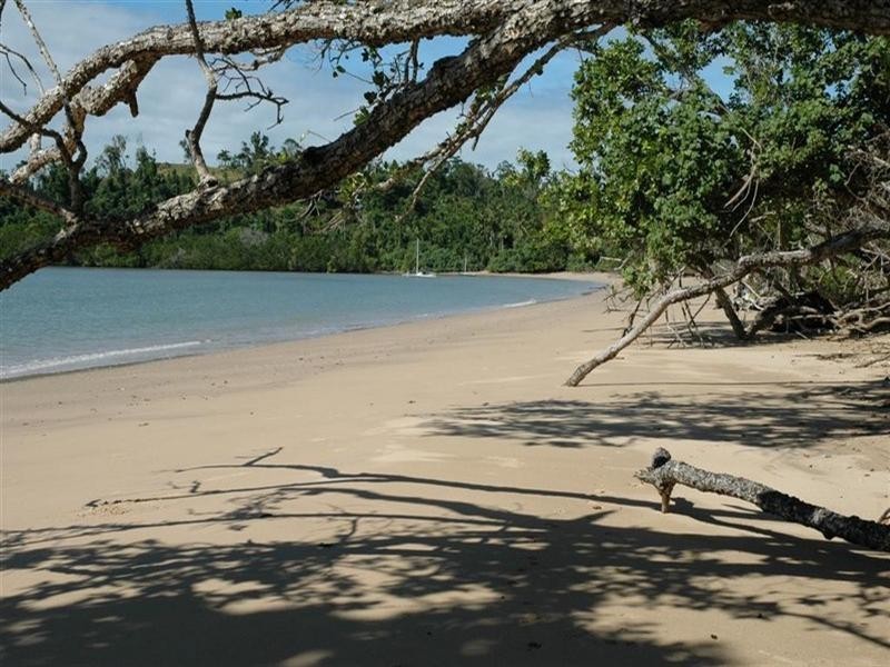 Garners Beach QLD 4852